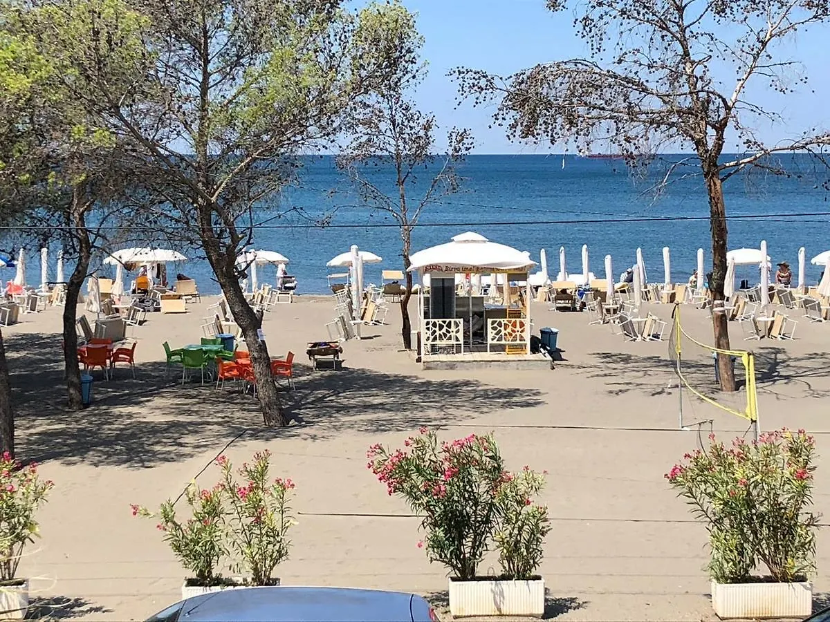 ****  Hotel Alba Shengjin Albania